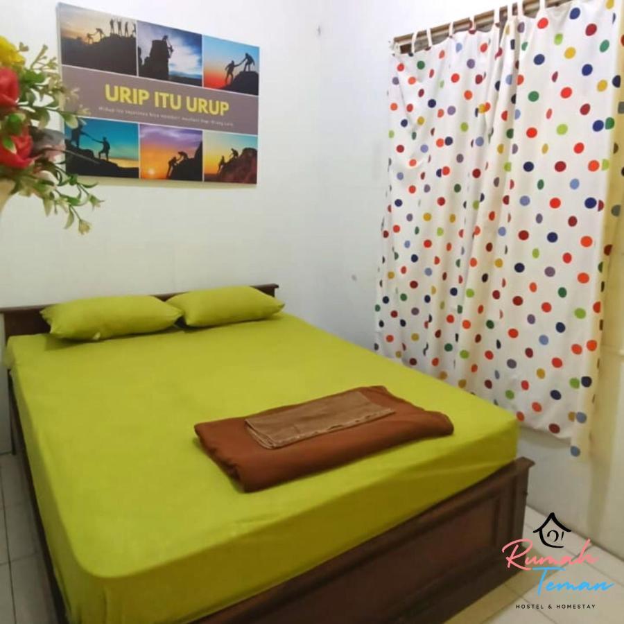 Rumah Teman Hostel 三宝垄 外观 照片