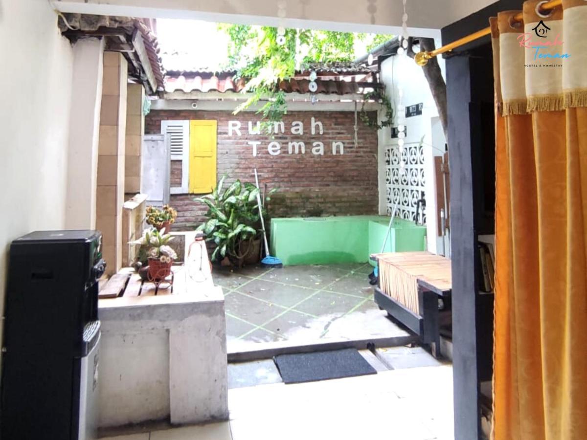 Rumah Teman Hostel 三宝垄 外观 照片