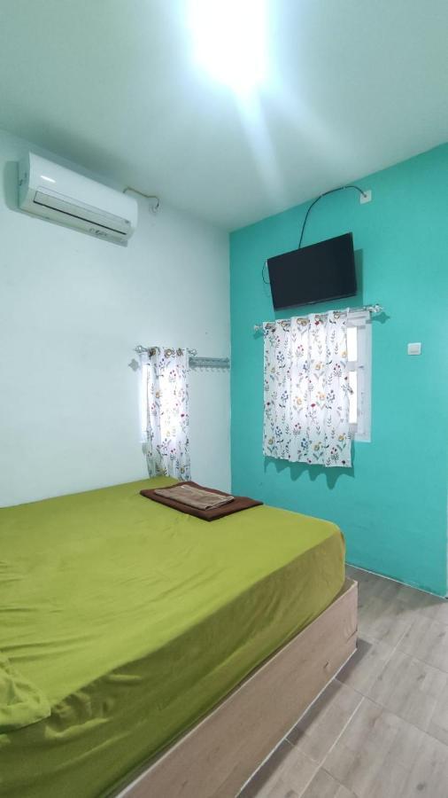 Rumah Teman Hostel 三宝垄 外观 照片